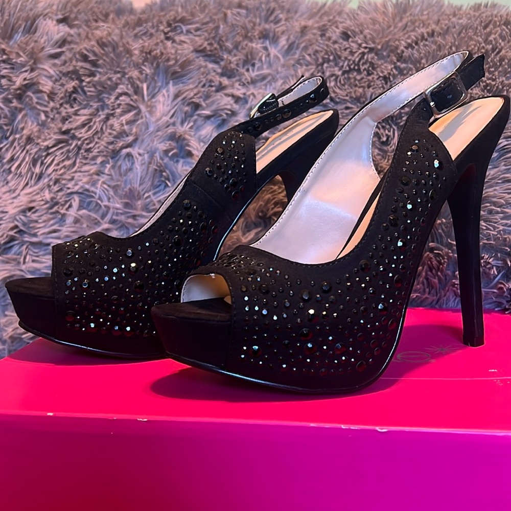 Shoedazzle Neisha Black Open Toe Sling Back Heels size 7.5